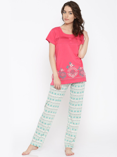 

Red Rose Pink & Green Printed Nightsuit 8002