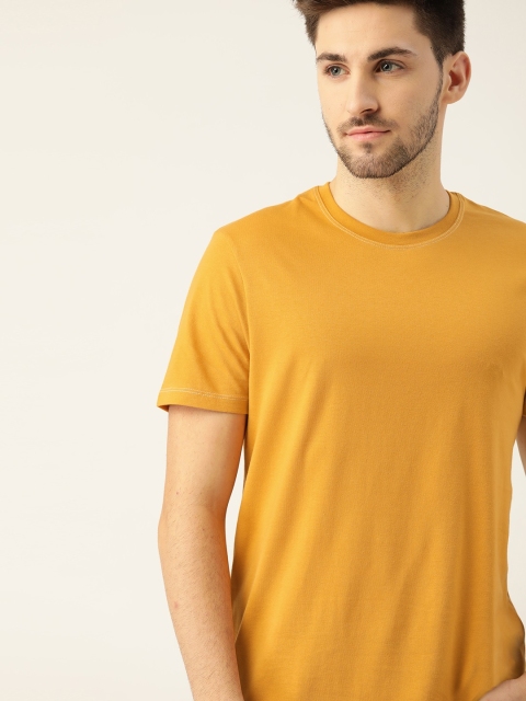

ether Men Mustard Solid Yellow Pure Cotton T-shirt