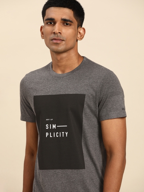 

ether Men Charcoal Grey & Black Typography Print T-shirt