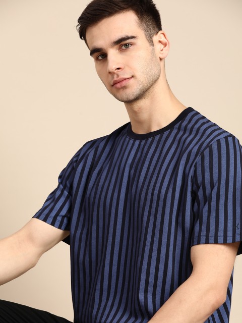 

ether Men Blue & Black Pure Cotton Striped T-shirt