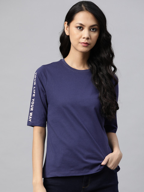 

Metronaut Women Navy Blue Cotton Solid T-shirt