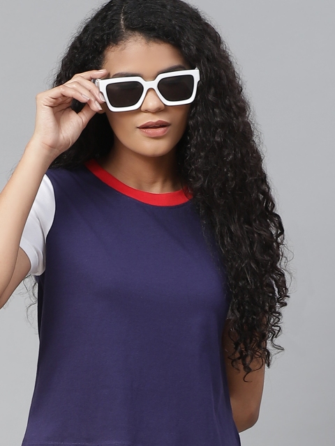 

Metronaut Women Navy Blue Solid Round Neck Pure Cotton T-shirt