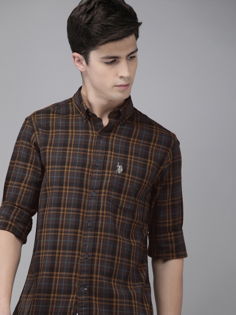 

U.S. Polo Assn. Men Brown & Blue Tailored Fit Checked Casual Shirt