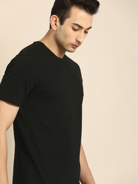 

ether Men Black Solid Round Neck T-shirt