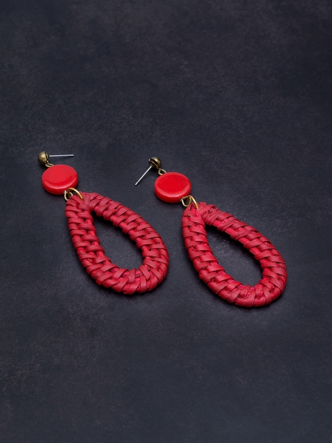 

Golden Peacock Red Oval Drop Earrings