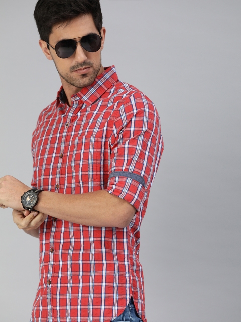 

WROGN Men Red & White Slim Fit Checked Casual Shirt