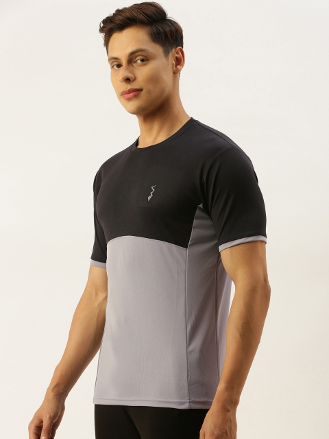 

Campus Sutra Men Black & Grey Colourblocked Round Neck T-shirt