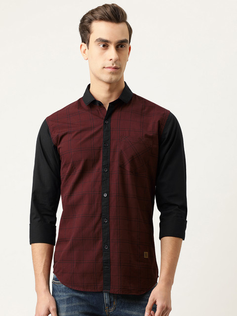 

Campus Sutra Men Burgundy & Black Regular Fit Checked Casual Shirt