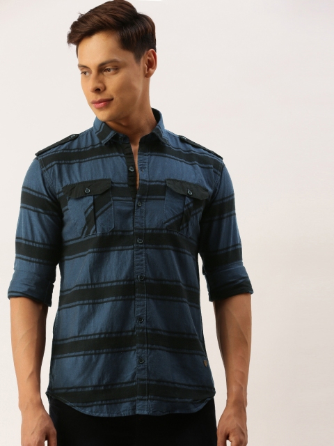 

Campus Sutra Men Blue & Black Regular Fit Cotton Striped Casual Shirt