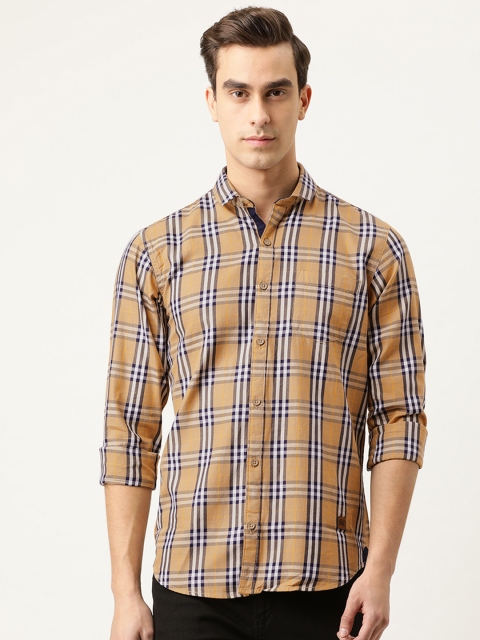 

Campus Sutra Men Beige & White Regular Fit Checked Casual Shirt