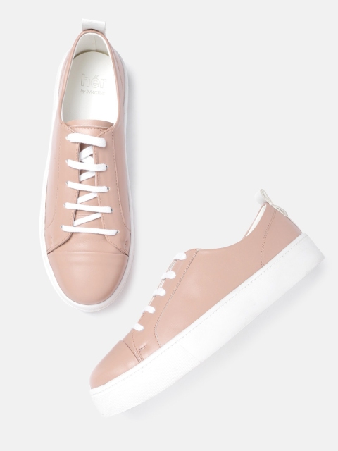 

her by invictus Women Dusty Pink Flatform Sneakers