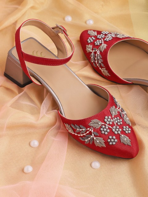 

House of Pataudi Women Maroon & Silver-Toned Embellished Handcrafted Pumps