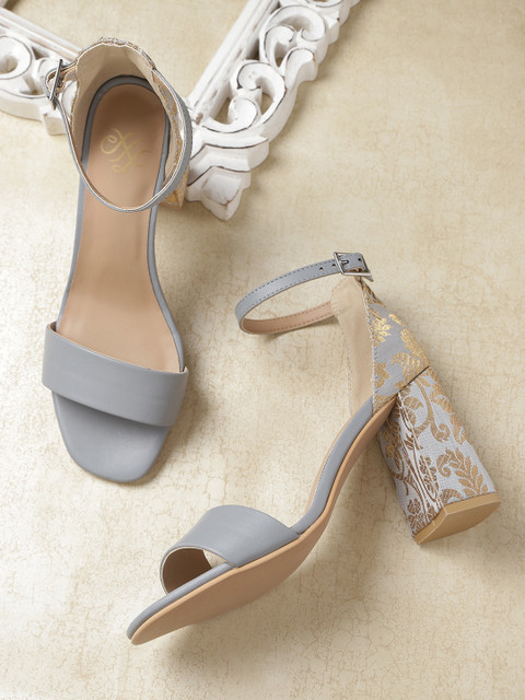 

House of Pataudi Women Grey & Gold-Toned Woven Design Handcrafted Block Heels