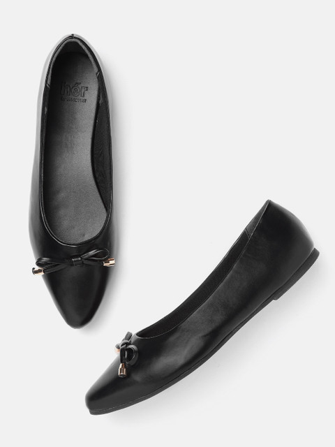 

her by invictus Women Black Solid Ballerinas with Bow