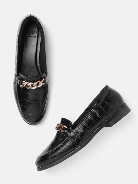 

her by invictus Women Black Croc Textured Slip-Ons