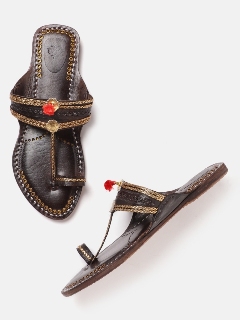 

House of Pataudi Women Coffee Brown & Gold-Toned Woven Design Handcrafted One Toe Flats