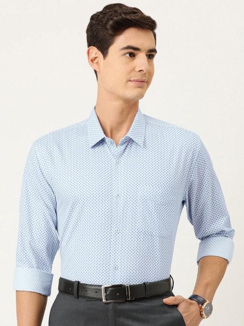 

Peter England Men White & Blue Nuvo Fit Printed Formal Shirt