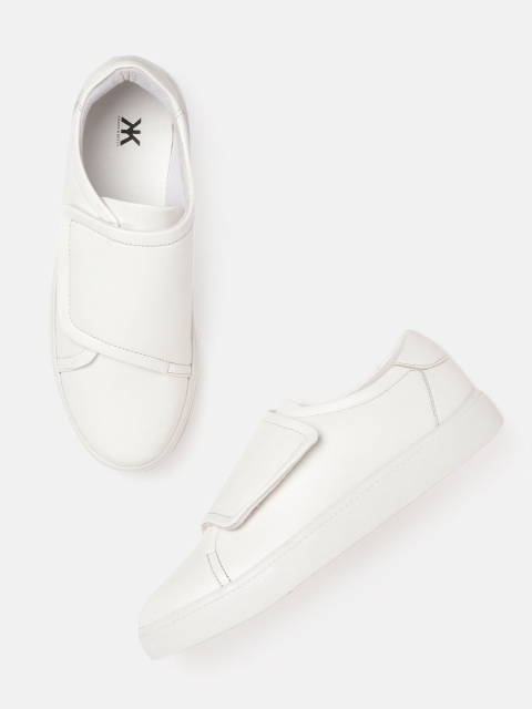 

Kook N Keech Women White Solid Sneakers