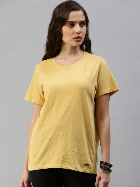 

Roadster Women Yellow Solid Round Neck T-shirt