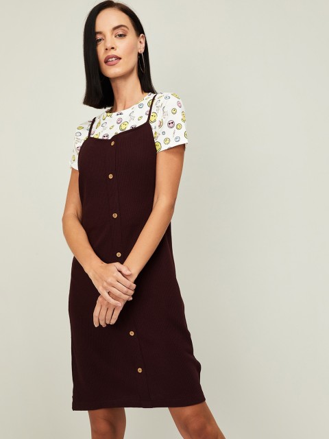 

Smiley World Women Burgundy Solid Pinafore Dress