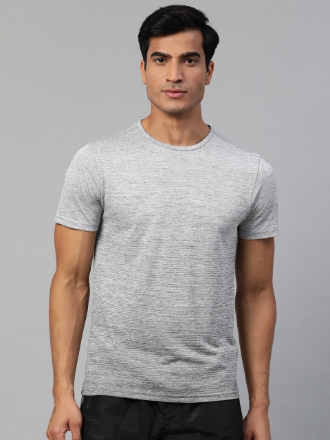 

Marks & Spencer Men Grey Melange Self Design Round Neck T-shirt