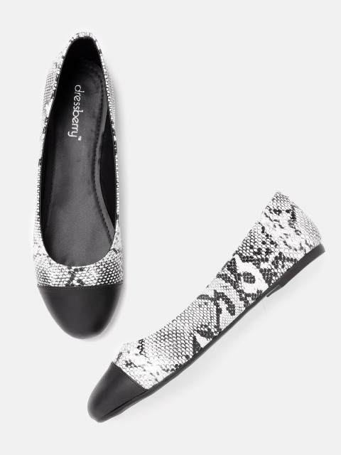 

DressBerry Women Black & White Snakeskin Textured Ballerinas