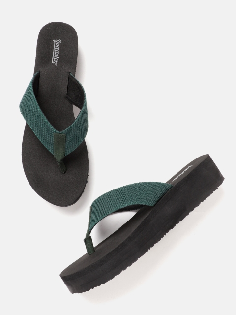 

The Roadster Lifestyle Co Women Green Self-Striped Handcrafted Flip-Flops