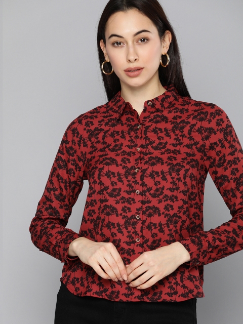 

Chemistry Women Red & Black Regular Fit Printed Casual Shirt