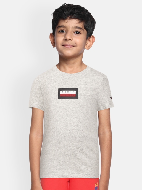 

Tommy Hilfiger Boys Grey Melange Solid Organic Cotton Round Neck T-shirt