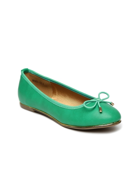 

Ven Heusen Women Green Ballerinas