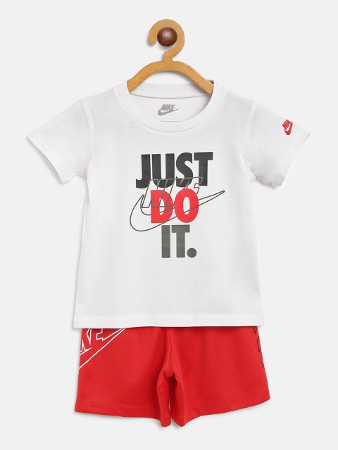 

Nike Boys White & Red Brand Logo Print T-shirt with Mesh Shorts