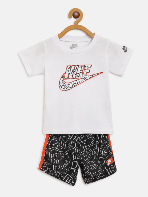 

Nike Boys White & Black JDIY Brand Logo Print T-shirt with Shorts