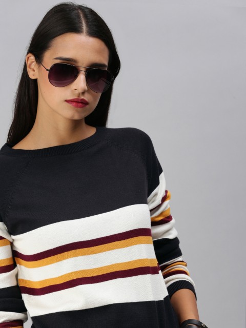 

Roadster Black & White Striped Regular Top