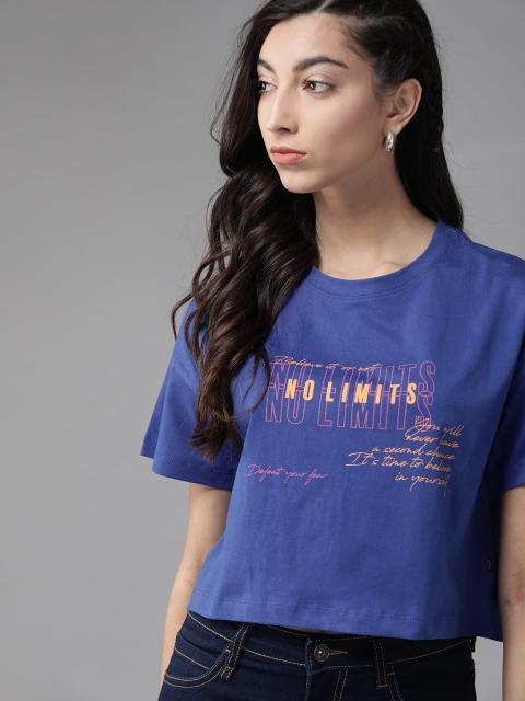 

The Roadster Lifestyle Co Women Blue Printed Round Boxy Fit Neck Pure Cotton Crop Pure Cotton T-shirt
