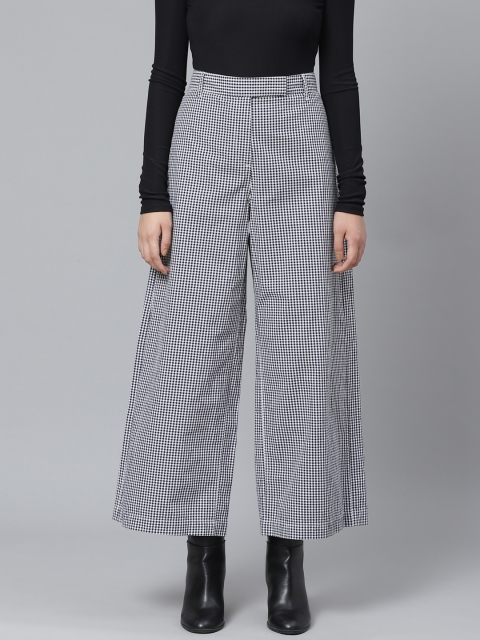 

Marks & Spencer Women Navy Blue & White Pure Cotton Regular Fit Checked Parallel Trousers