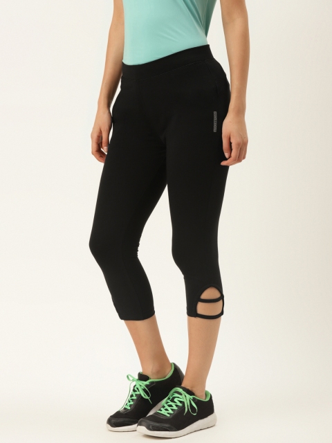 

Sweet Dreams Women Black Solid Three-Fourth Regular Track Pants
