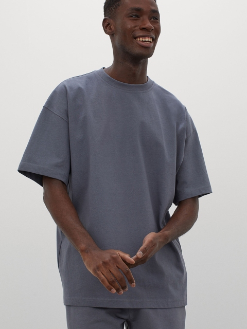 

H&M Men Grey Cotton T-shirt