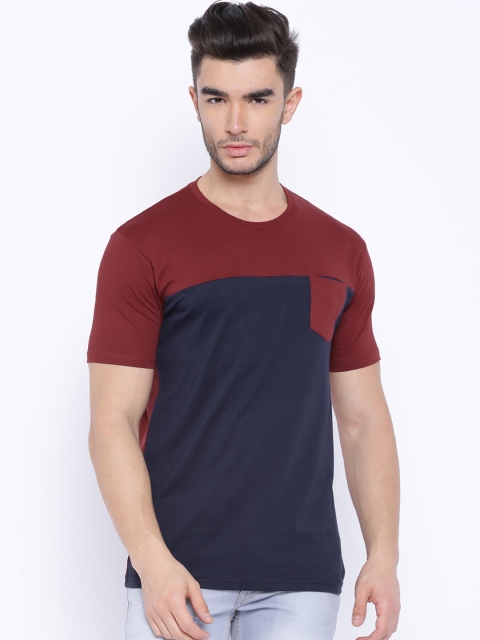 

Highlander Navy & Red Colourblocked T-shirt, Navy blue