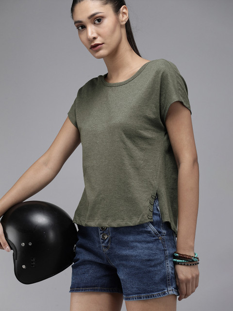 

The Roadster Lifestyle Co Grey Regular Top