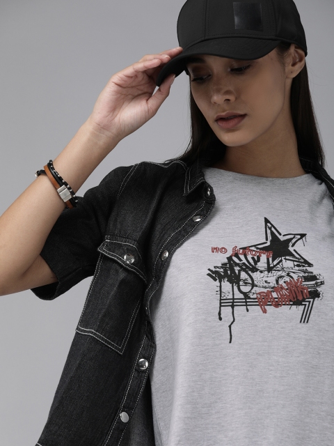 

The Roadster Lifestyle Co Women Grey Melange Relaxed Fit Printed T-shirt