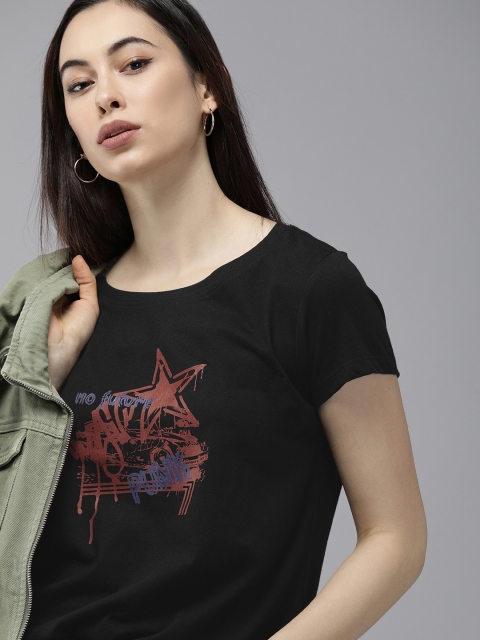 

The Roadster Lifestyle Co Women Black Relaxed Fit Printed Pure Cotton T-shirt