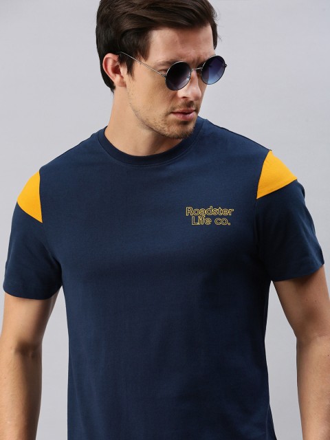 

The Roadster Lifestyle Co Men Navy Blue Colourblocked Round Neck T-shirt