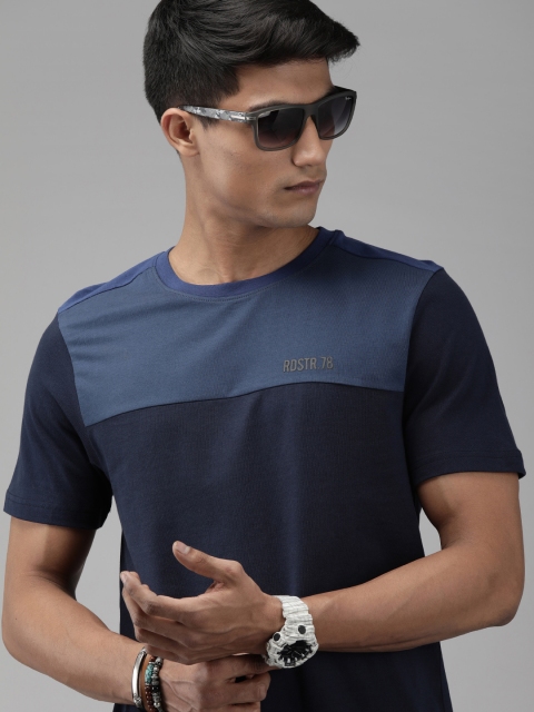 

Roadster Men Navy Blue Colourblocked Round Neck T-shirt