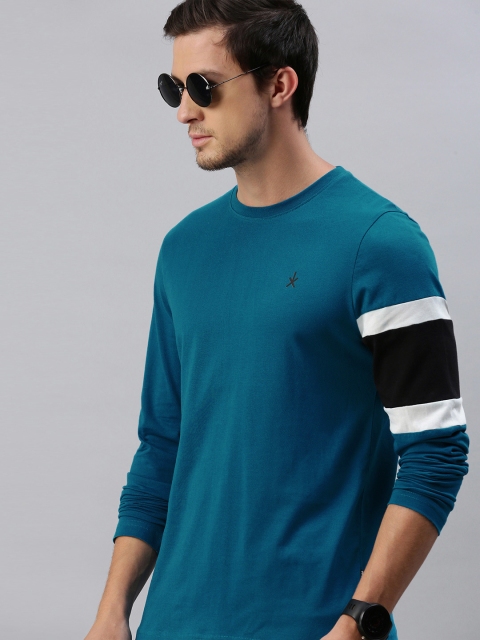 

Roadster Men Blue Solid Round Neck T-shirt