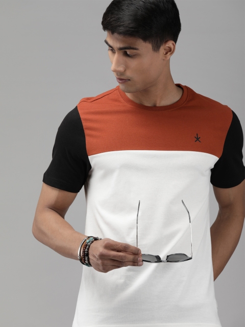 

Roadster Men White & Rust Red Colourblocked Round Neck T-shirt