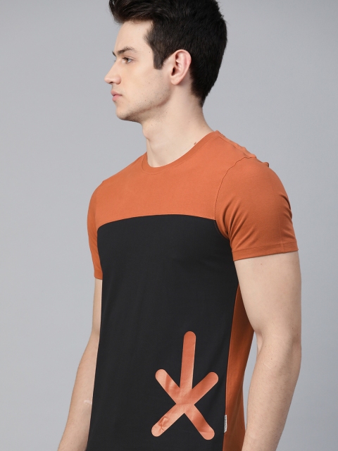 

The Roadster Lifestyle Co Men Rust Brown & Black Colourblocked T-shirt
