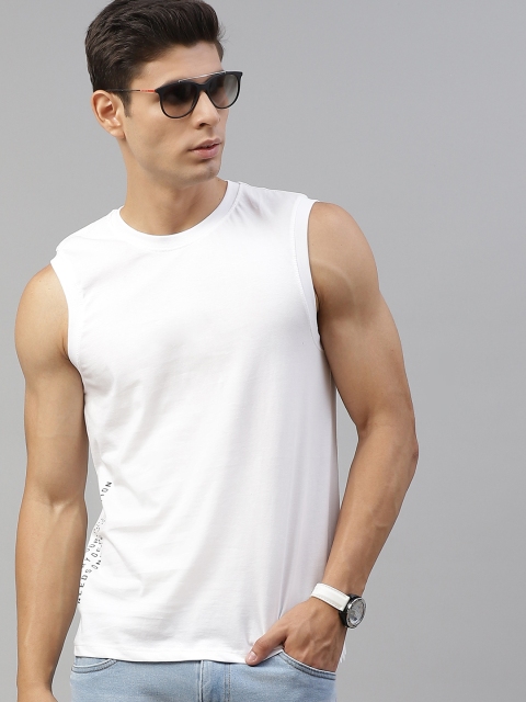 

The Roadster Lifestyle Co Men White Solid Pure Cotton T-shirt