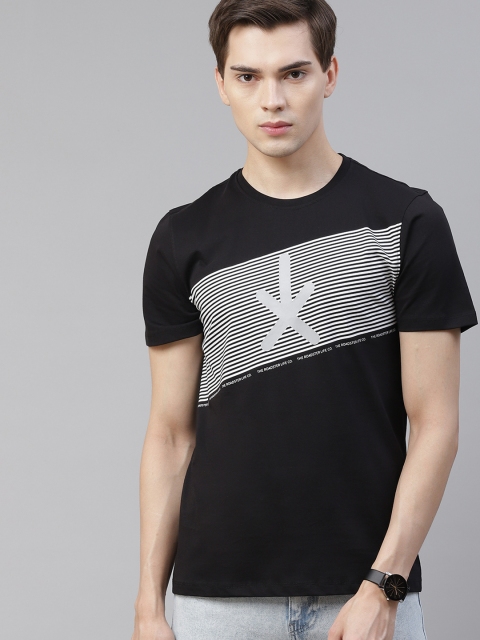 

Roadster Men Black & Grey Colourblocked Pure Cotton T-Shirt