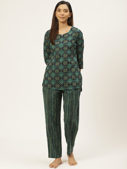 

Prakrti Women Teal Green & Black Printed Pure Cotton Night suit