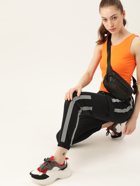 

DressBerry Women Black Solid Pure Cotton Regular Fit Joggers